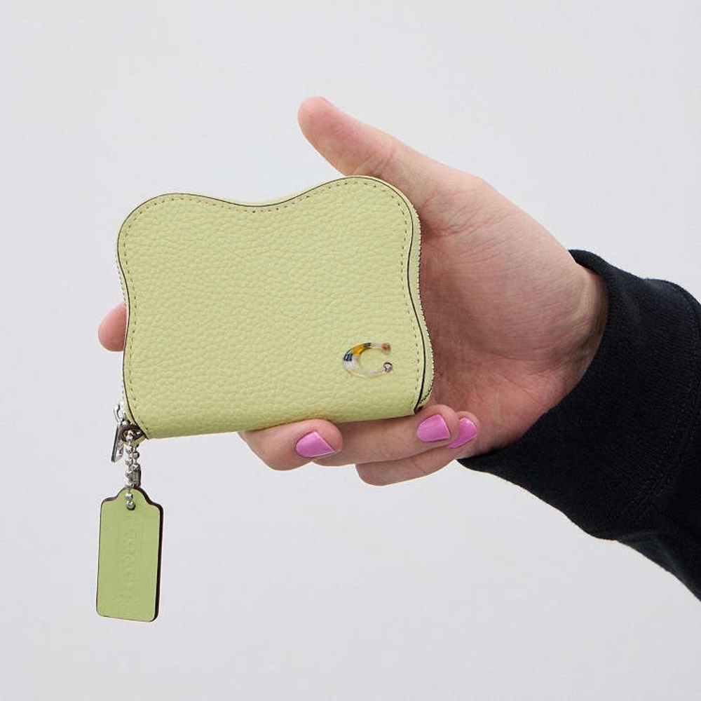 Coachtopia Zip Around Wallet
In Coachtopia Leather Pale Lime/Silver CQ864
